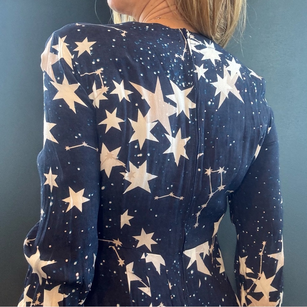 Little White Lies Constellation Long Sleeve Maxi Dress size Medium - Picture 8 of 11
